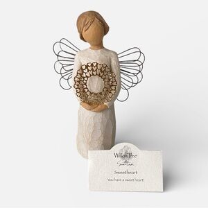 Willow Tree Angel Sweetheart Figurine Gold Heart Wreath Valentine's Love